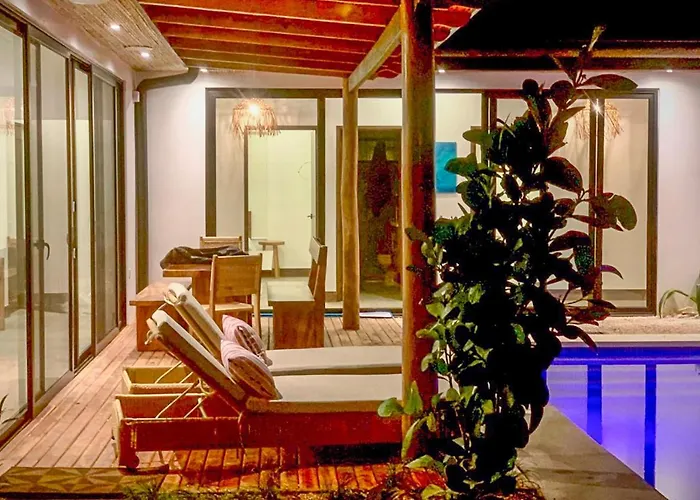 Pool, Walkable Location! Luxe Tamarindo 4Br Home