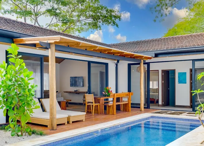 Vakantiehuis Pool, Walkable Location! Luxe Tamarindo 4Br Home *